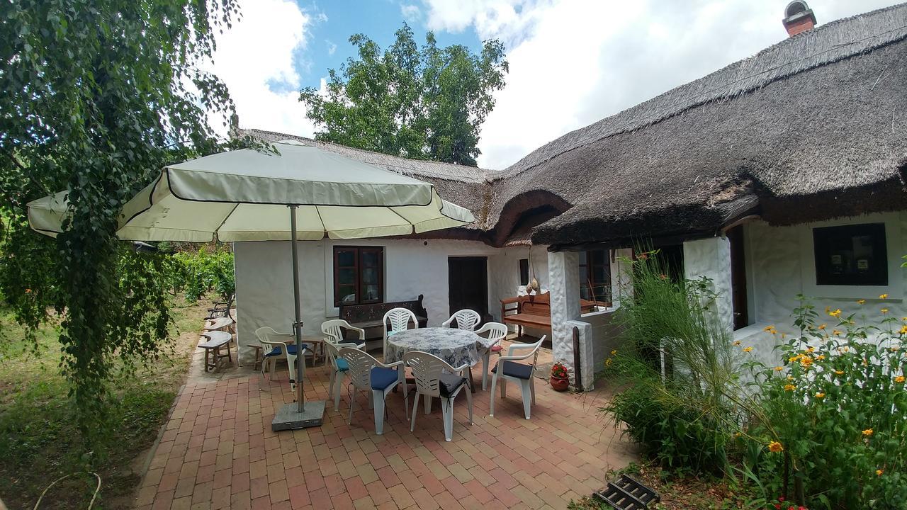 Szigligeti Nadfedeles Villa Buitenkant foto